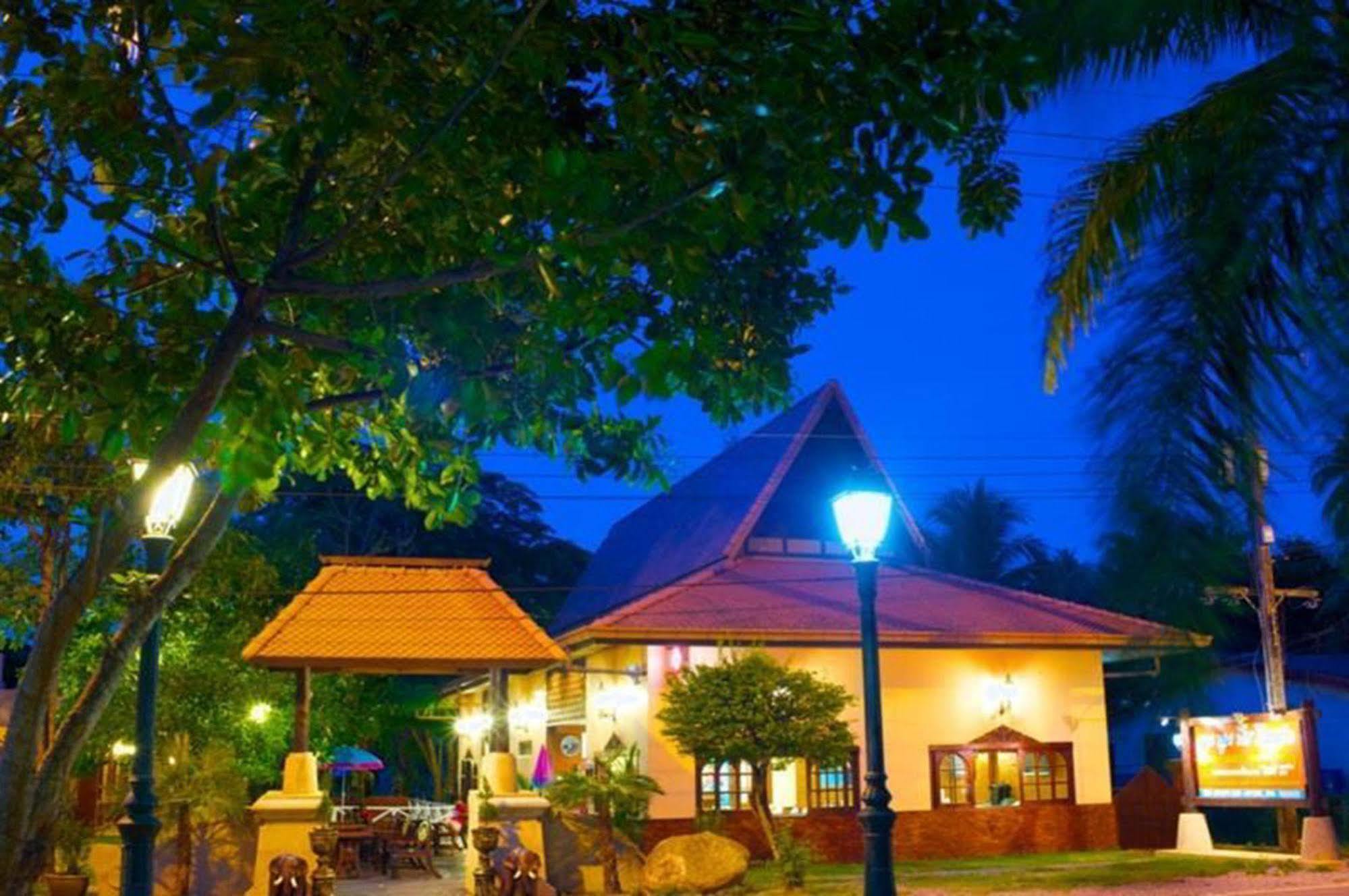 Boom Boom Beach Resort Laem Sing Chanthaburi Εξωτερικό φωτογραφία